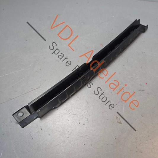 36A839068    Bentley Bentayga Rear Right Window Chanel Guide 36A839068