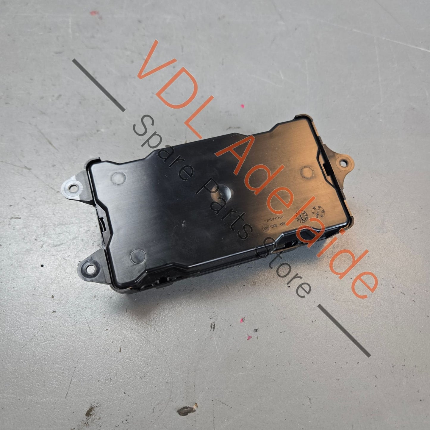 36A907040A    Bentley Bentayga Control Unit for Air Conditioning 36A907040A