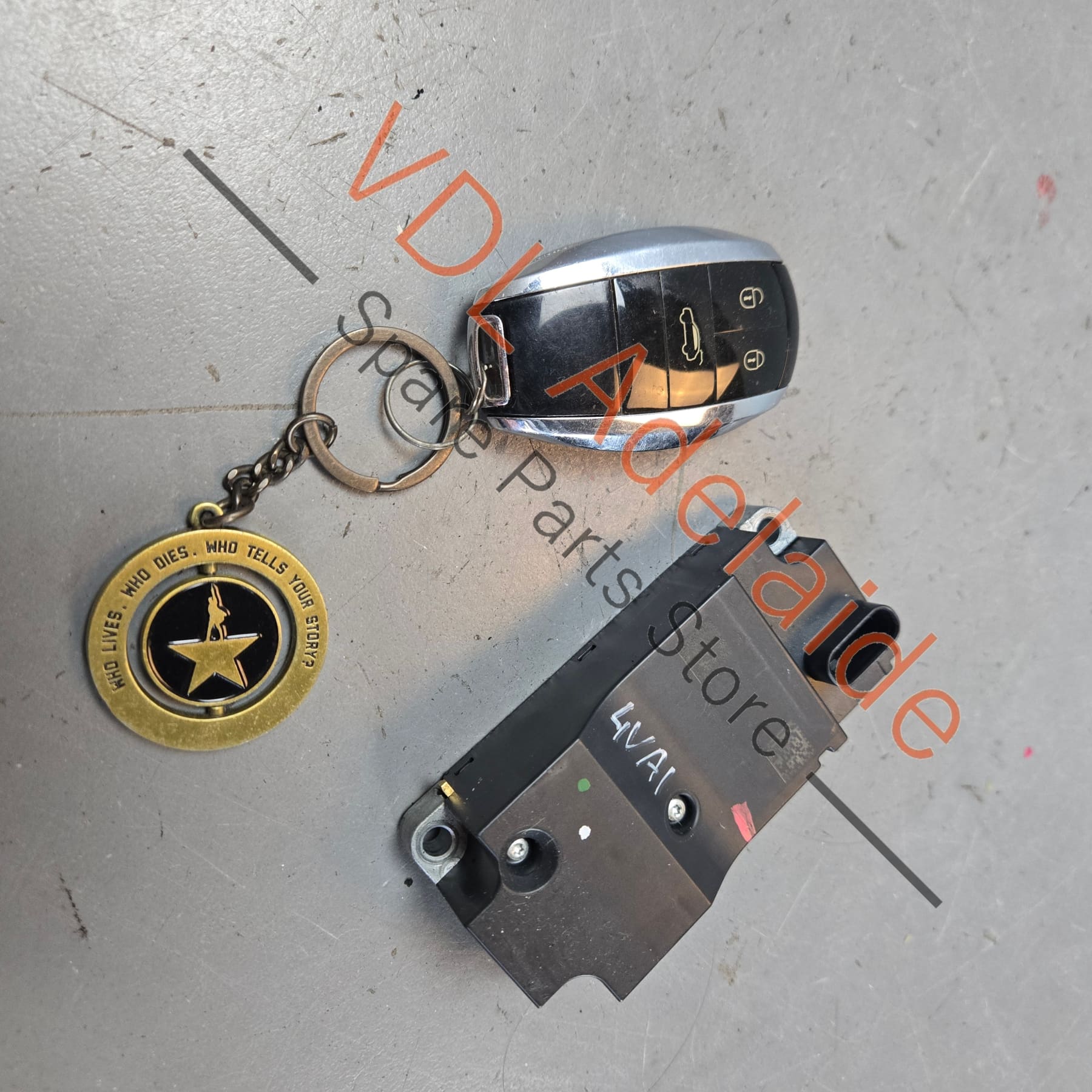 36A959754 3Q0905861A   Bentley Bentayga Steering Column Lock and Matched Key Fob 3Q0905861A 36A959754