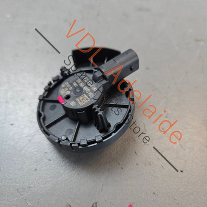 4M0955557A    VW Audi Porsche Door Mounted Crash Sensor for Airbag 4M0955557A