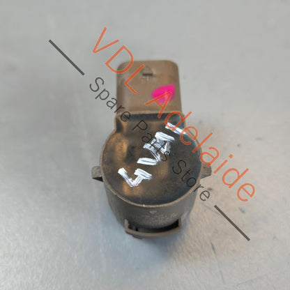 5Q0919297B    VW Audi Bentley Parking Sensor 5Q0919297B