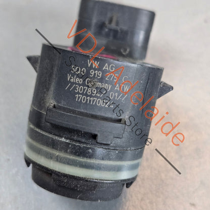 5Q0919275C    VW Audi Bentley Parking Sensor 5Q0919275C