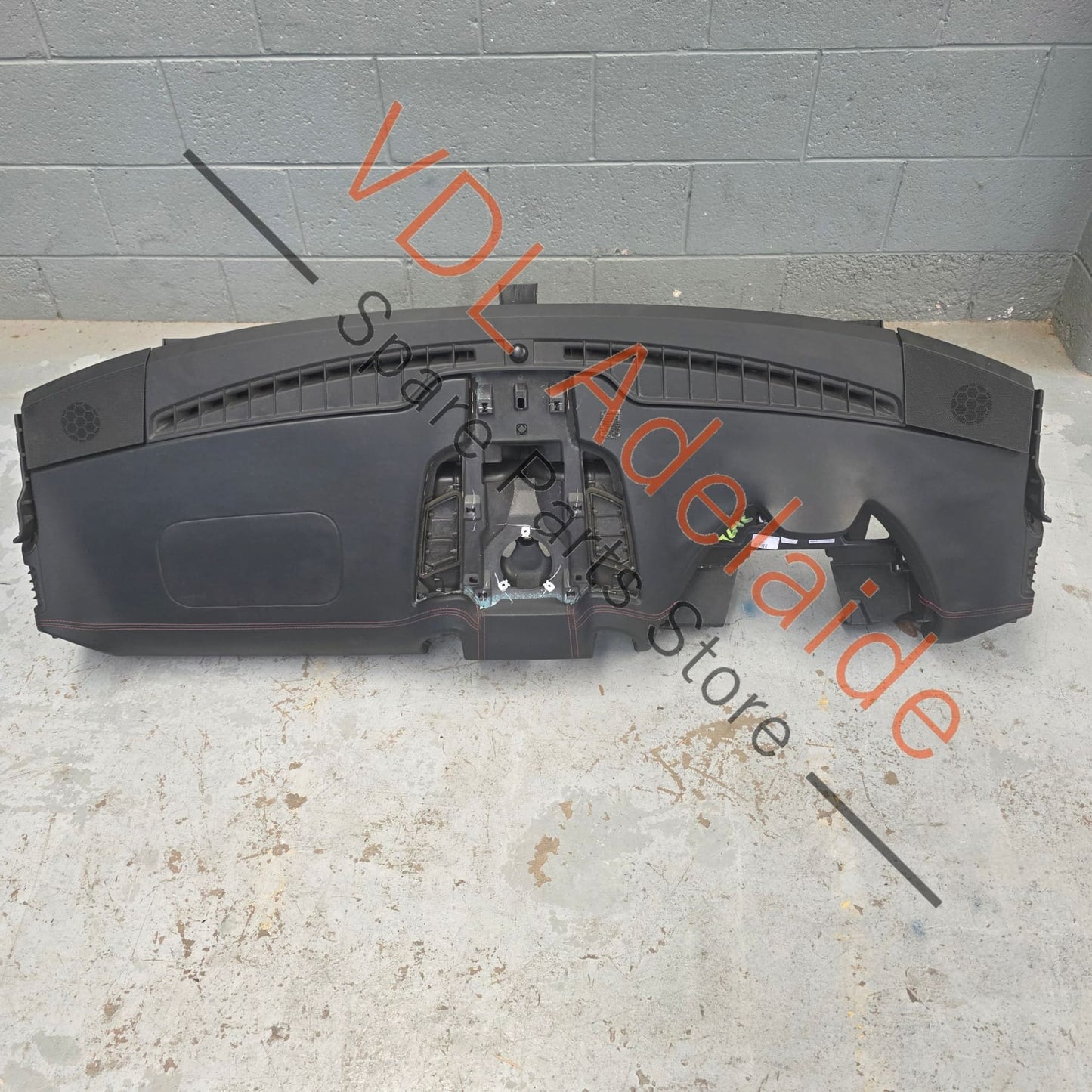 958857003BIVE 95855200303IVE   Porsche Cayenne GTS 958 92A Dashboard Dash with Passenger Airbag Leather w Red Stitch