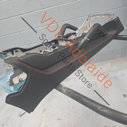 95855323915IVE 95855323915   Porsche Cayenne GTS 958 92A Leather Stitched Centre Console
