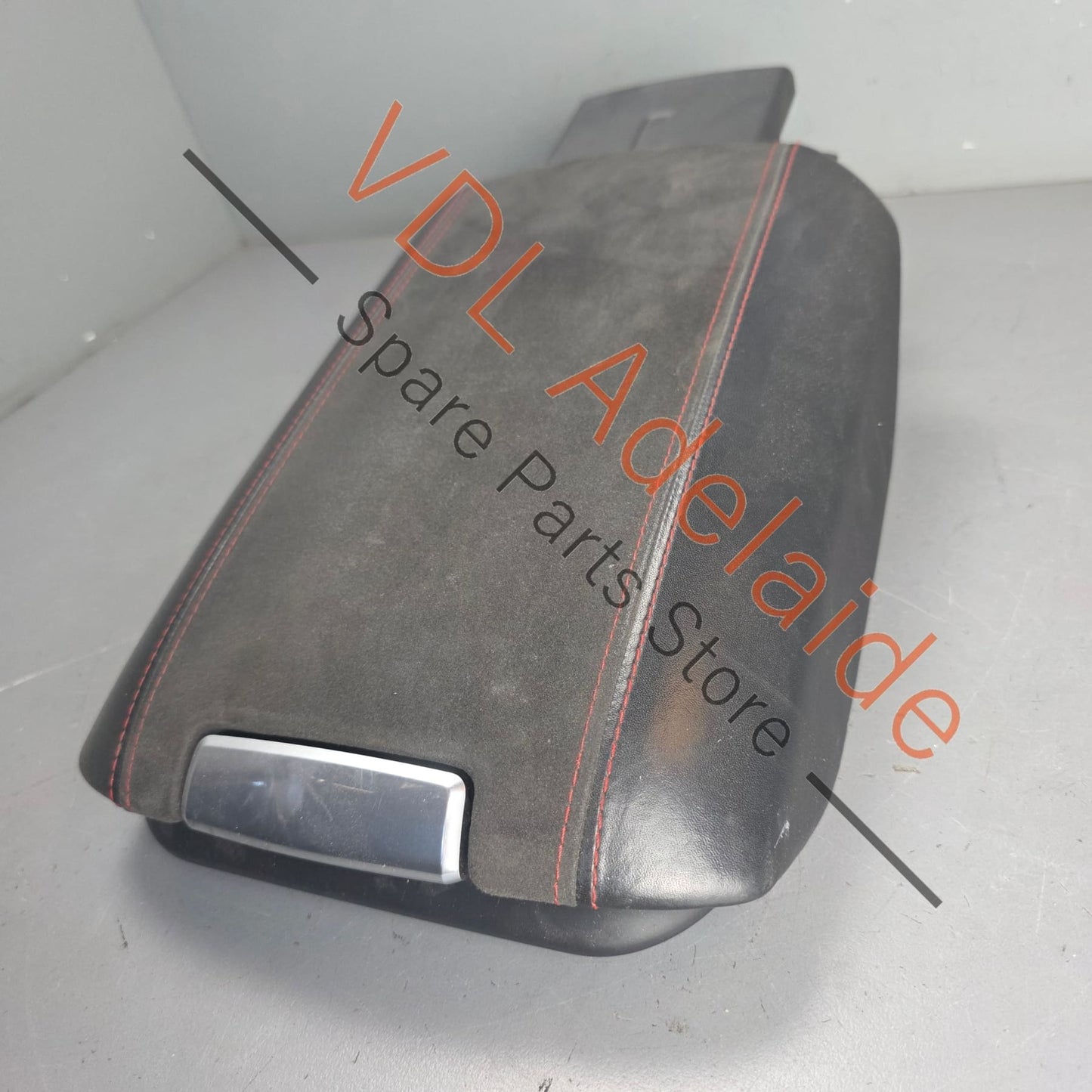 95855320743IVE    Porsche Cayenne GTS Alcantara Armrest Centre Console Lid 95855320709 IVE