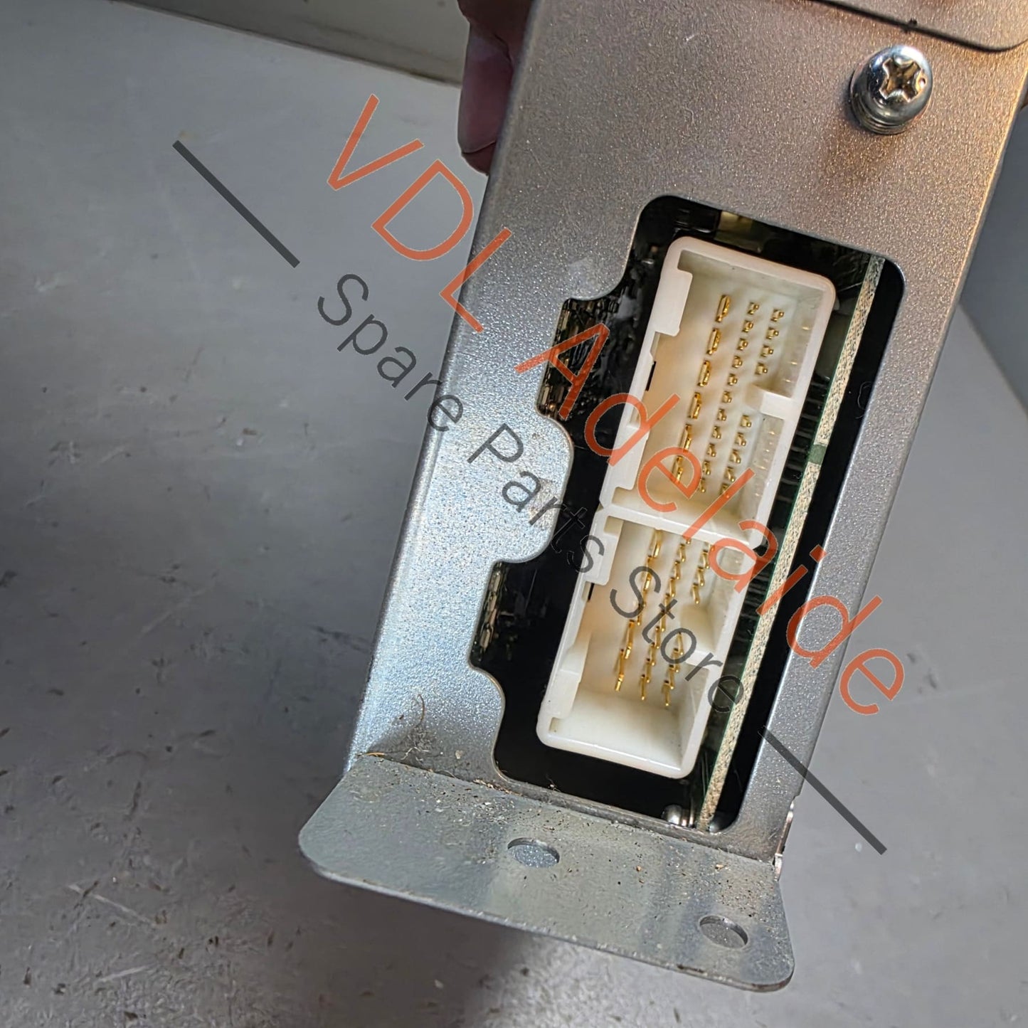 7P0915182D 958618182X   Porsche Cayenne Hybrid Battery Controller Control Module 7P0915182D 958618182X