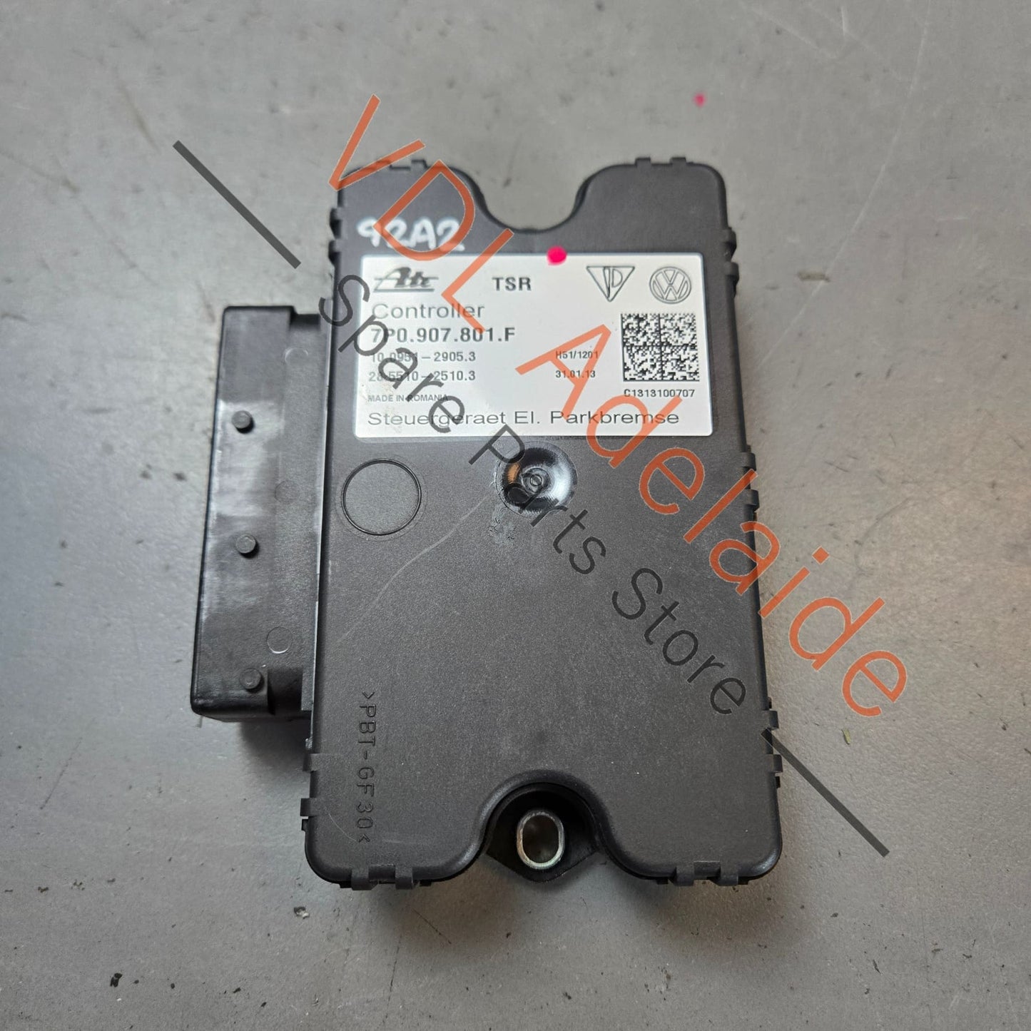 95861810902 7P0907801F   Porsche Cayenne 958 Park Brake Control Module EPB 7P0907801F 95861810902