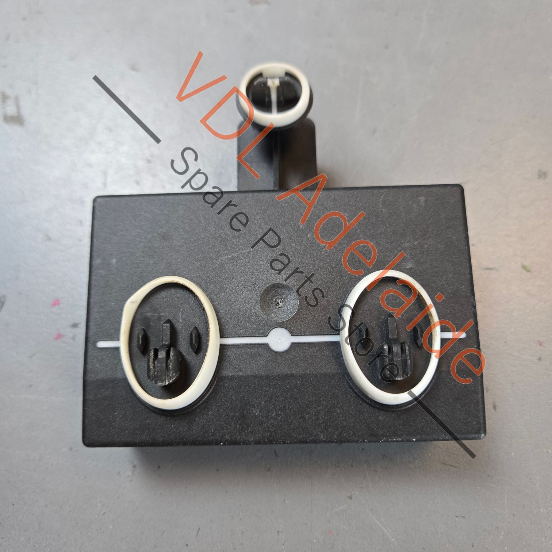 4H0959793P 4H0959793AC   Porsche Drivers Door Control Module 4H0959793P 4H0959793AC