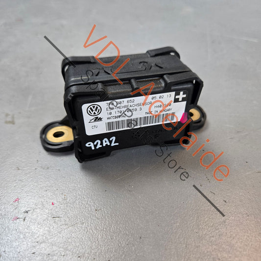 7P0907652    Porsche Cayenne Yaw Rate ESP Sensor Module 7P0907652
