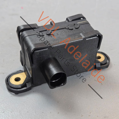 7P0907652    Porsche Cayenne Yaw Rate ESP Sensor Module 7P0907652