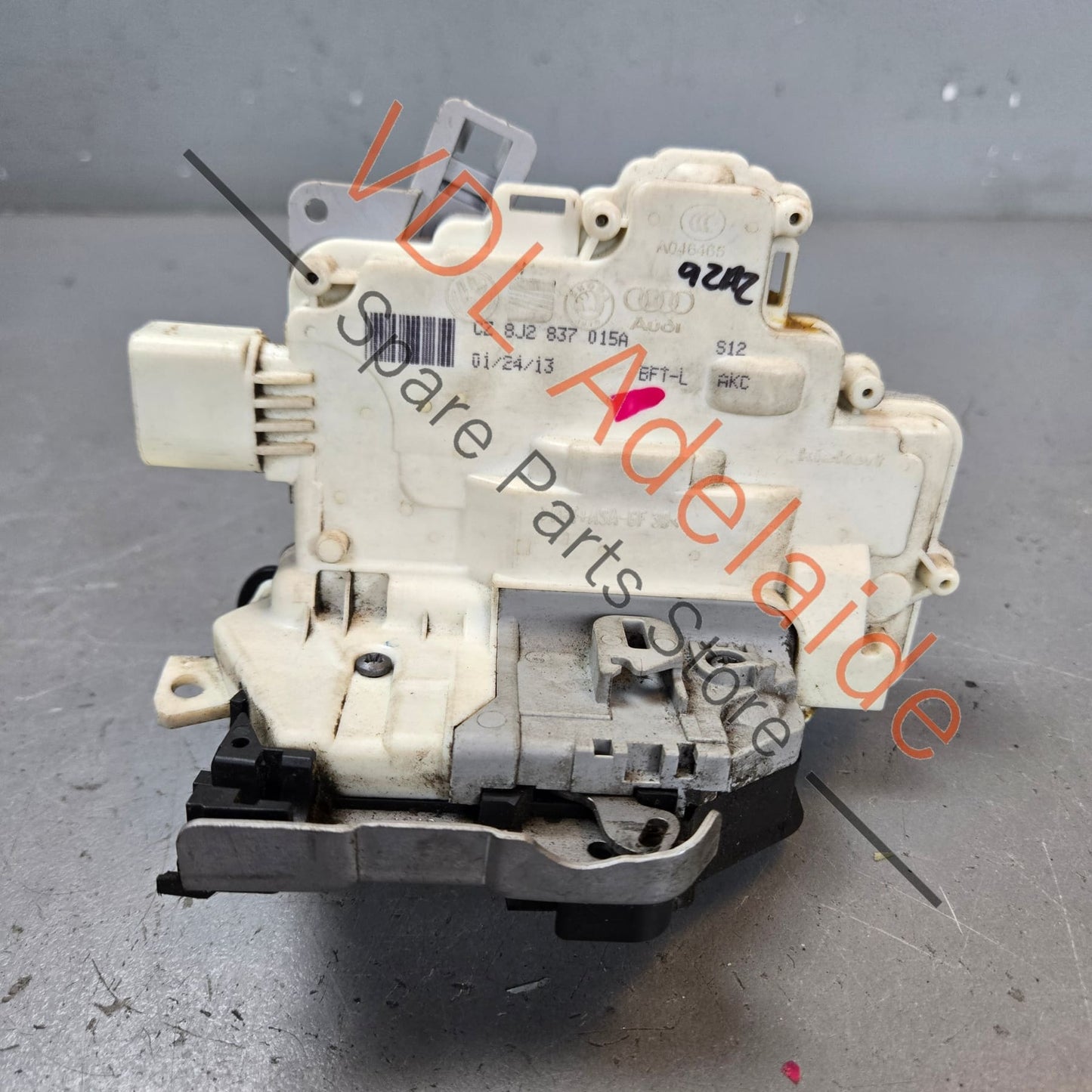 8J2837015A 9A783741501   Genuine Porsche Cayenne 958 Front Left Door Lock 8J2837015A 9A783741501