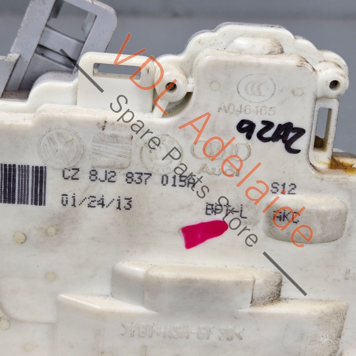 8J2837015A 9A783741501   Genuine Porsche Cayenne 958 Front Left Door Lock 8J2837015A 9A783741501