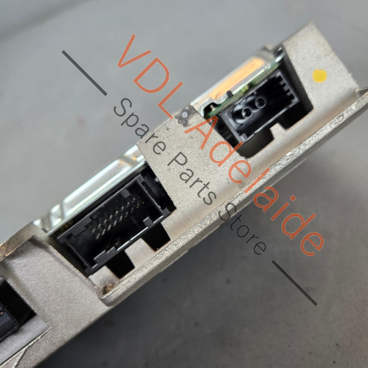 7PP035223P 95564530201 7L5035466B  Porsche Cayenne Cayman Panamera BOSE Audio Amplifier Amp 7PP035223P 95564530201 7L5035466B