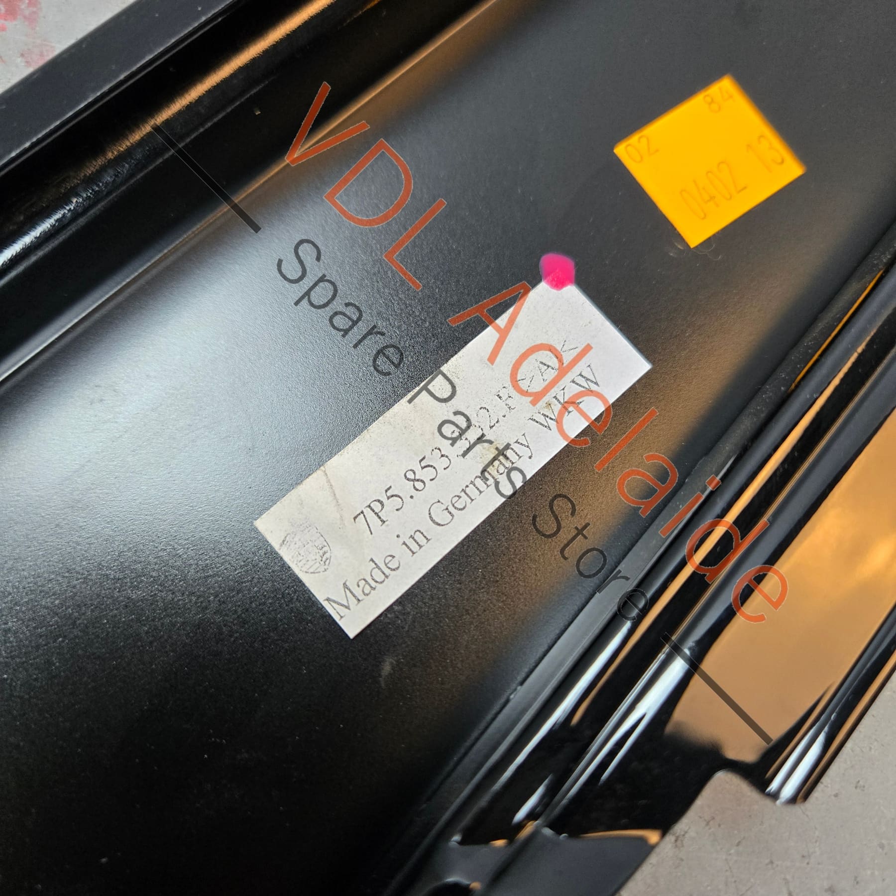 95855935202 7P5853352   Porsche Cayenne Rear Right Door B Pillar Exterior Moulding Trim 7P5853352 95855935202 GW1 Gloss Black