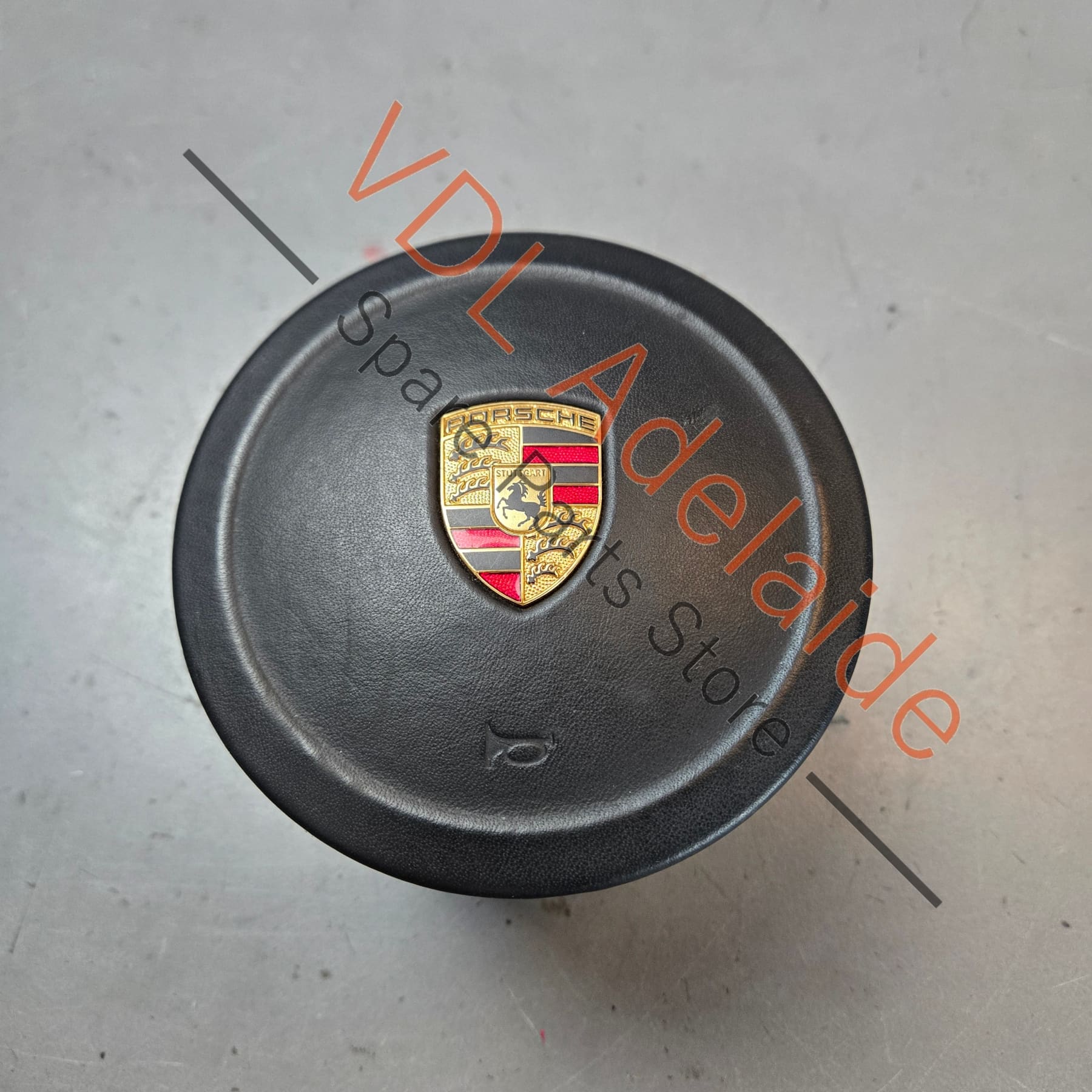 7P5880201A 95880307500 95880307501A34  Porsche Steering Wheel Airbag suit 911 Cayman Cayenne 7P5880201A 95880307500