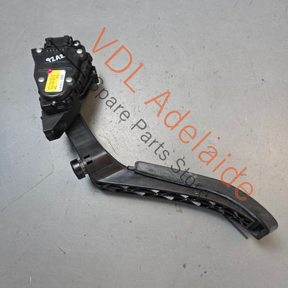 7L0723507E 95542302450   Porsche Cayenne 958 92A Accelerator Pedal Assembly Throttle 7L0723507E 95542302450
