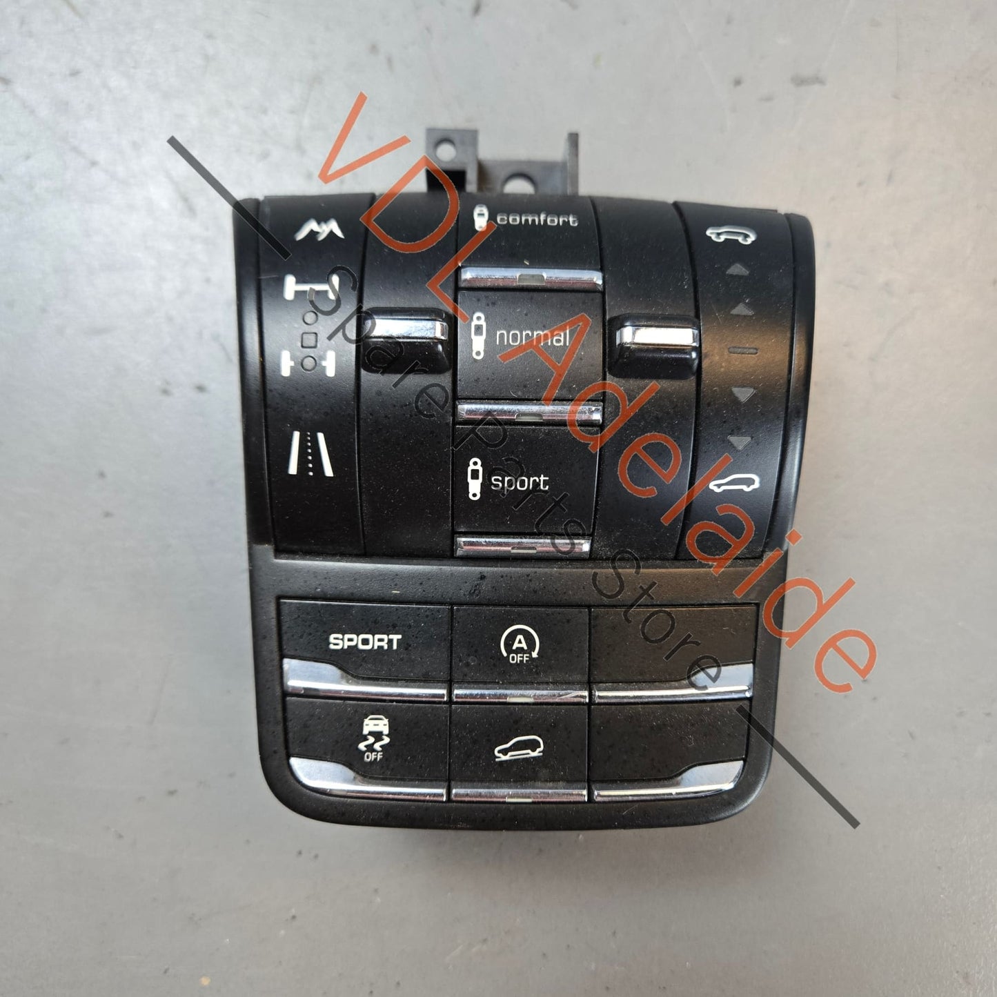 7P5927127CG 7P5927521T 95861313500 95861352501 Porsche Cayenne 958 Differential Lock and Suspension Level Control Switch 7P5927127CG 7P5927521T