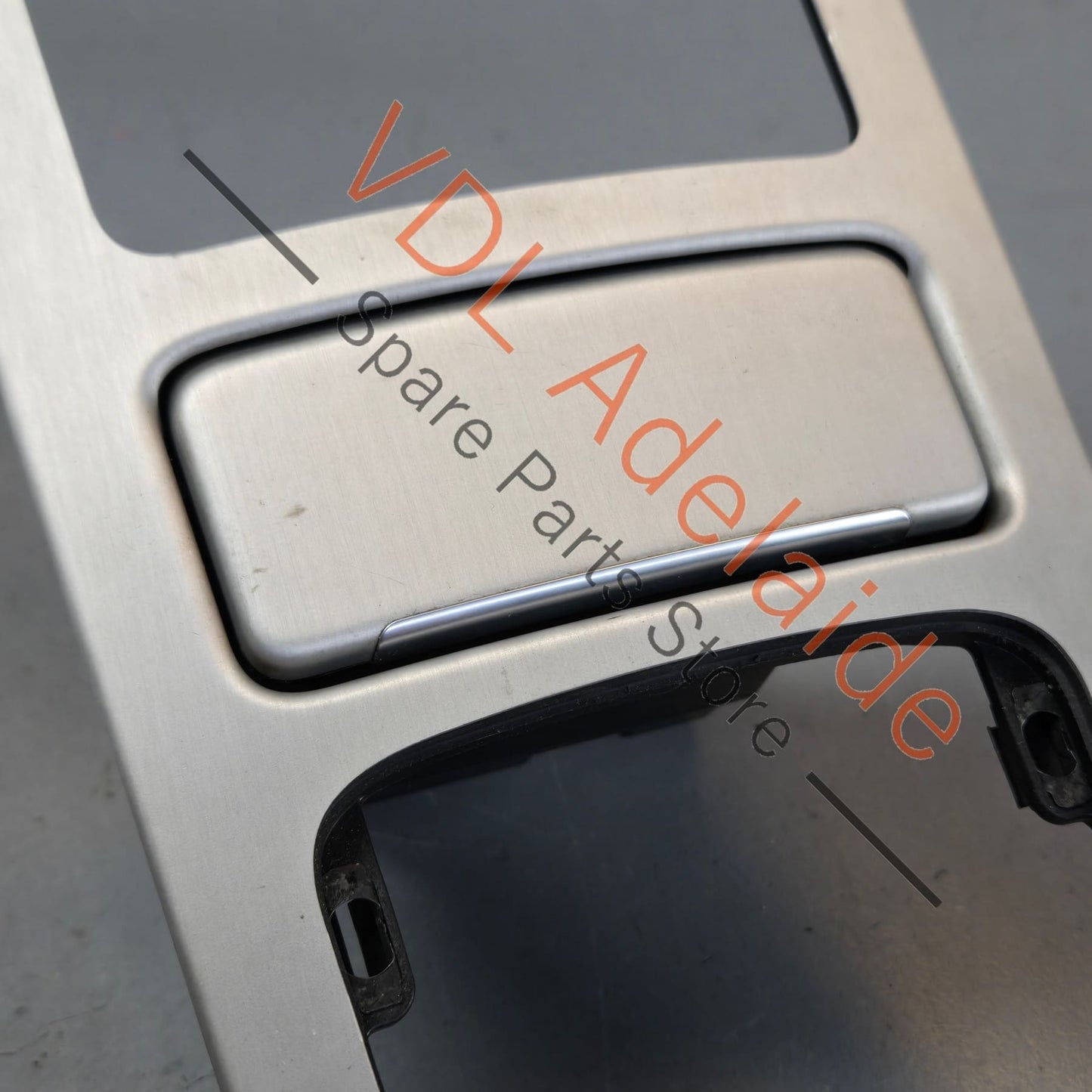 95855332401 95855327300 7P5857273 7P5863324A Porsche Cayenne 958 Centre Console Ashtray Brushed Aluminium Trim 95855332401 GR4  95855327300