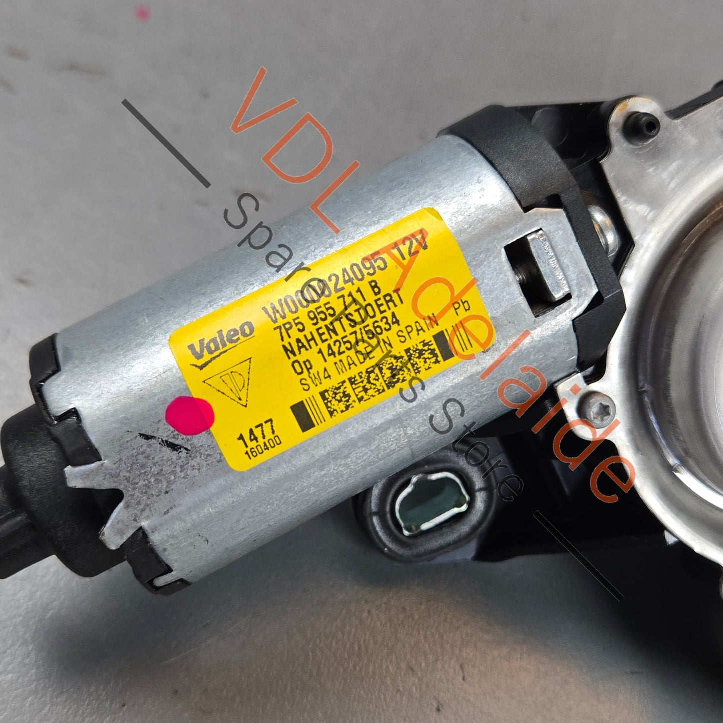 7P5955711B 95862808000 958955711  Porsche Cayenne 958 Rear Wiper Motor 7P5955711B 958955711