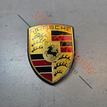 9P1853601 95855960100   Genuine Porsche Crest Bonnet Badge Gold 95855960100 9P1853601 99755921102
