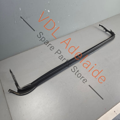 7P0877651 958877651   Porsche Cayenne 958 Sunroof Wind Deflector 7P0877651 95856265100
