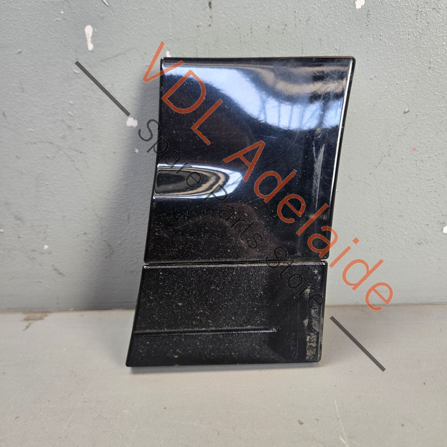 7P5854960D 95855996001   Porsche Cayenne GTS 958 Right Front Lower Fender Molding 95855996001 7P5854960D