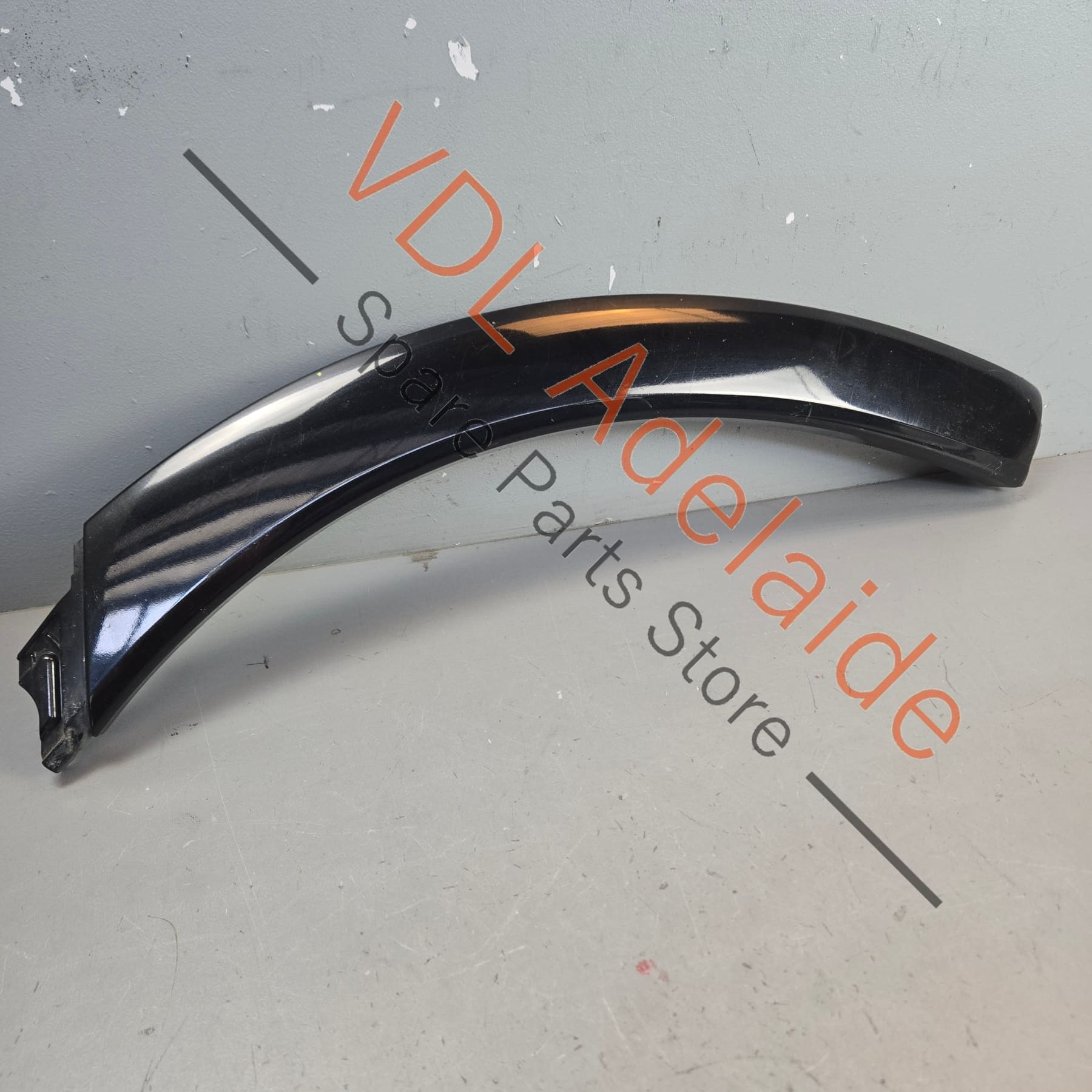 7P5854820C 95855982050   Porsche Cayenne GTS 958 Right Front Wheel Arch Flare Molding 7P5854820C 95855982050