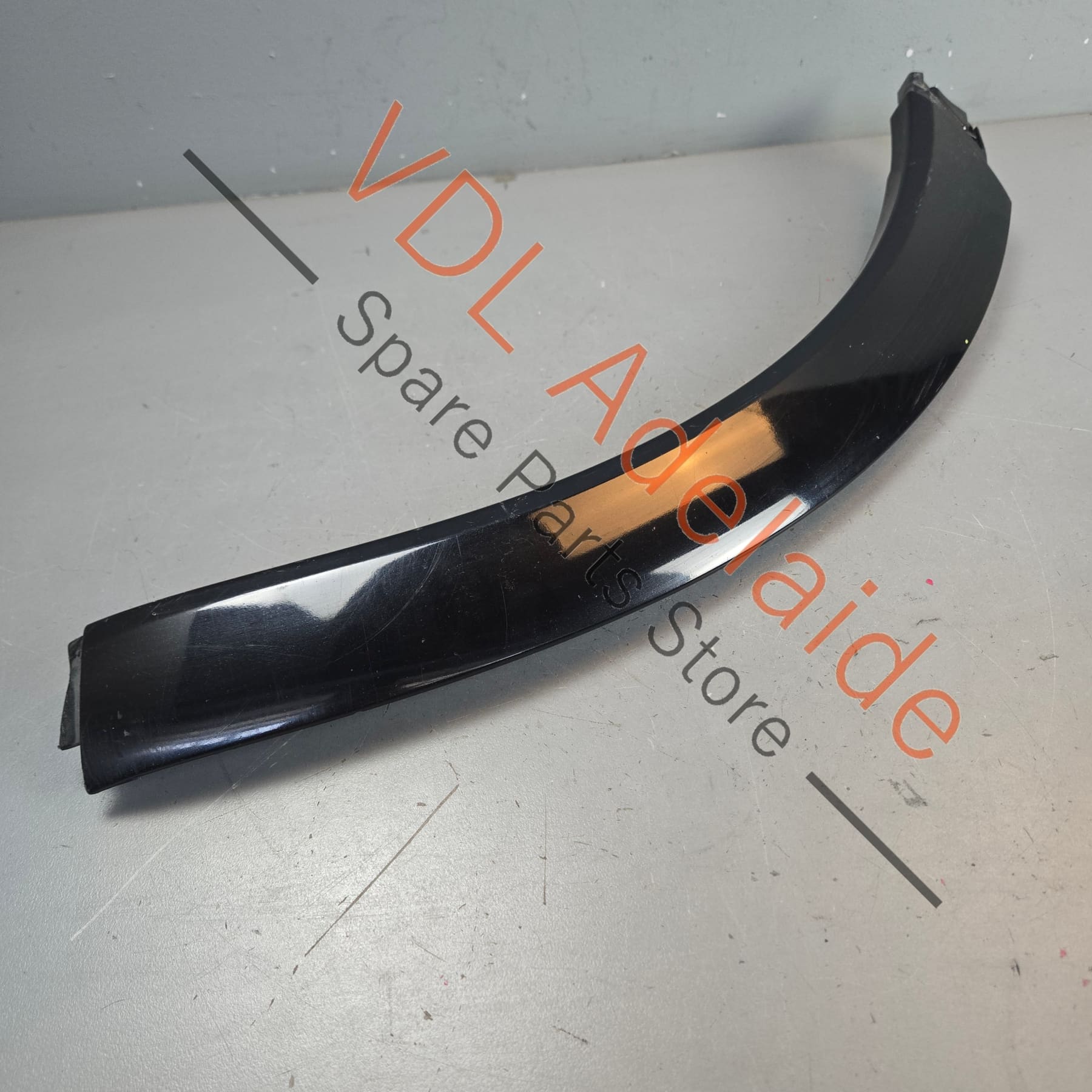 7P5854820C 95855982050   Porsche Cayenne GTS 958 Right Front Wheel Arch Flare Molding 7P5854820C 95855982050