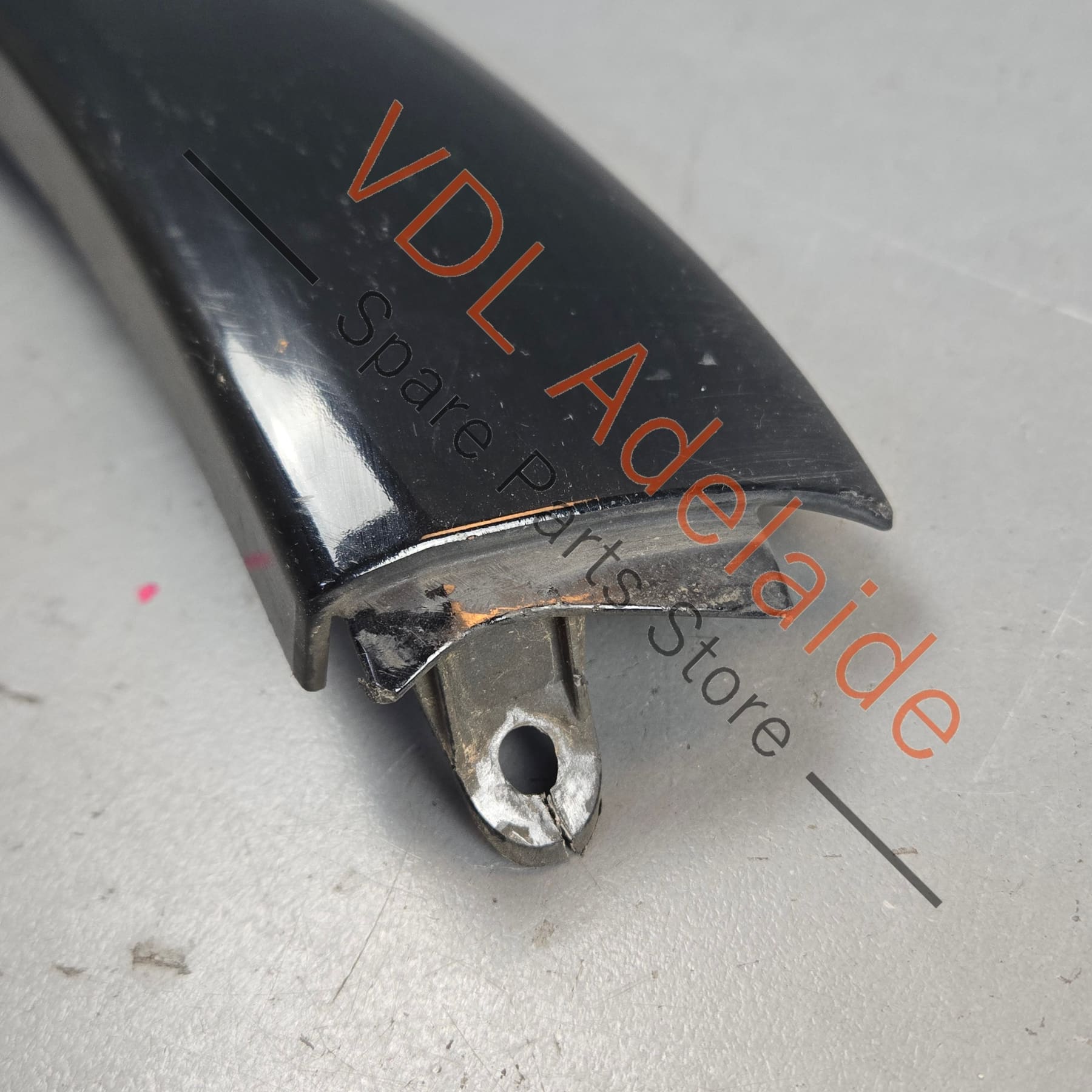 7P5854820C 95855982050   Porsche Cayenne GTS 958 Right Front Wheel Arch Flare Molding 7P5854820C 95855982050
