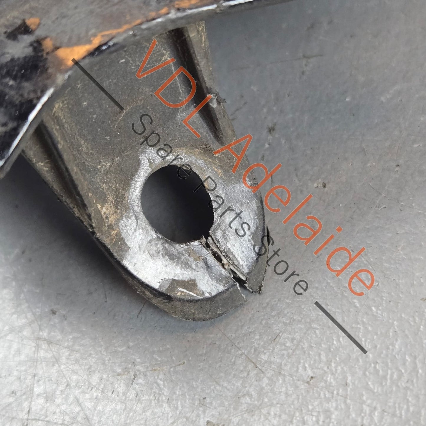 7P5854820C 95855982050   Porsche Cayenne GTS 958 Right Front Wheel Arch Flare Molding 7P5854820C 95855982050