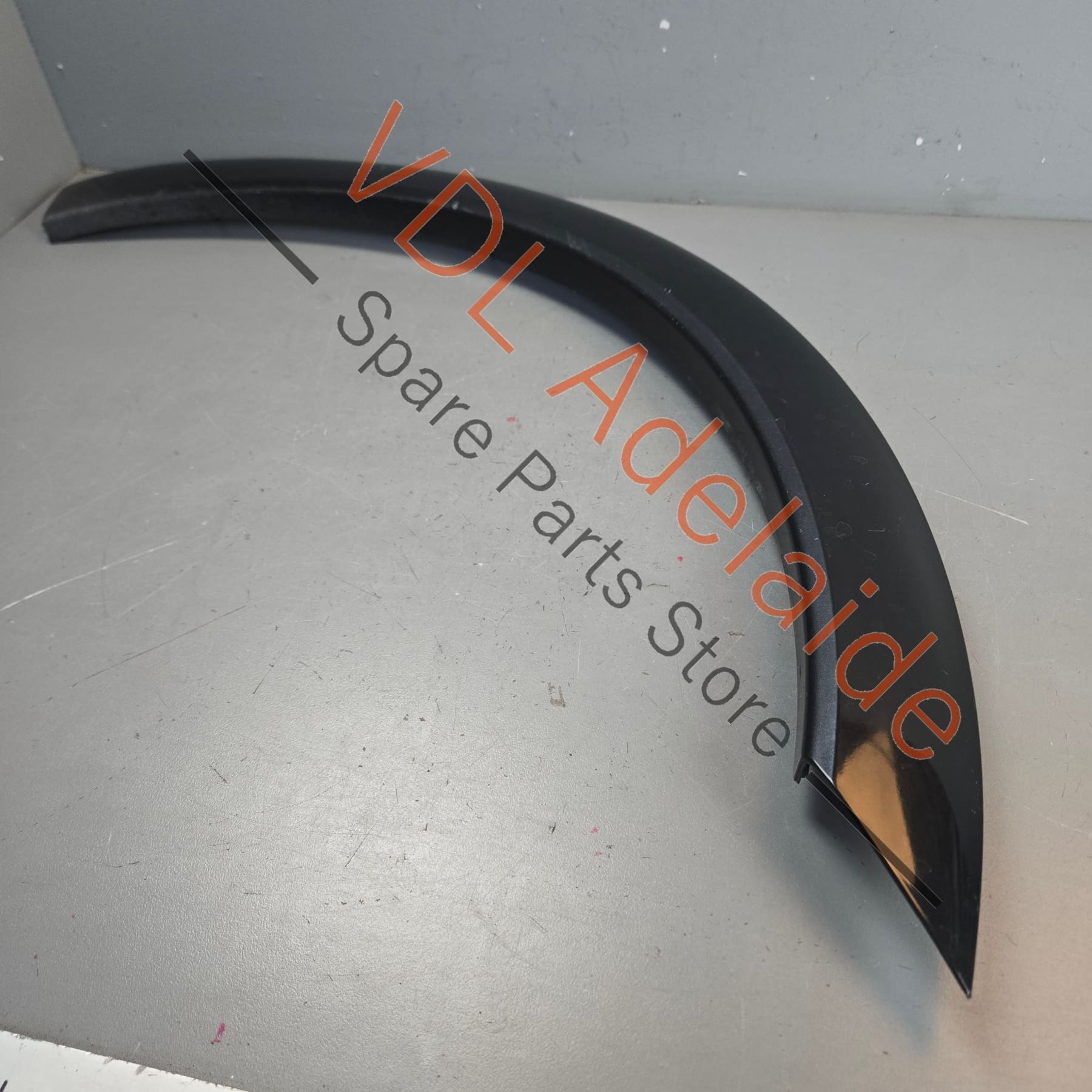 7P5853728F 95855972850   Porsche Cayenne GTS 958 Right Front Wheel Arch Flare Molding 7P5853728F 95855972850