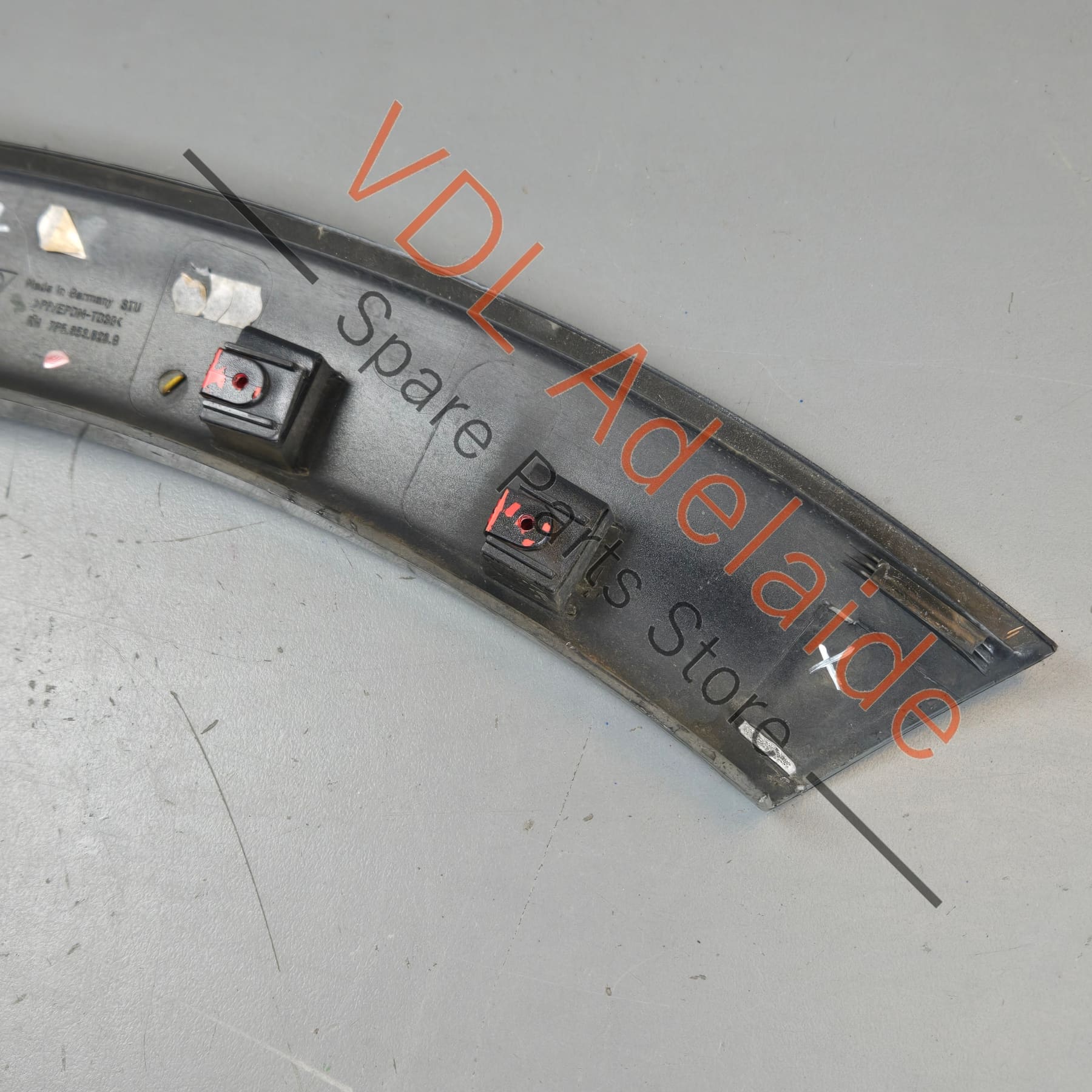 7P5853828G 95855982850   Porsche Cayenne GTS 958 Right Rear Wheel Arch Flare Molding 7P5853828G 95855982850 DISCOUNTED STOCK
