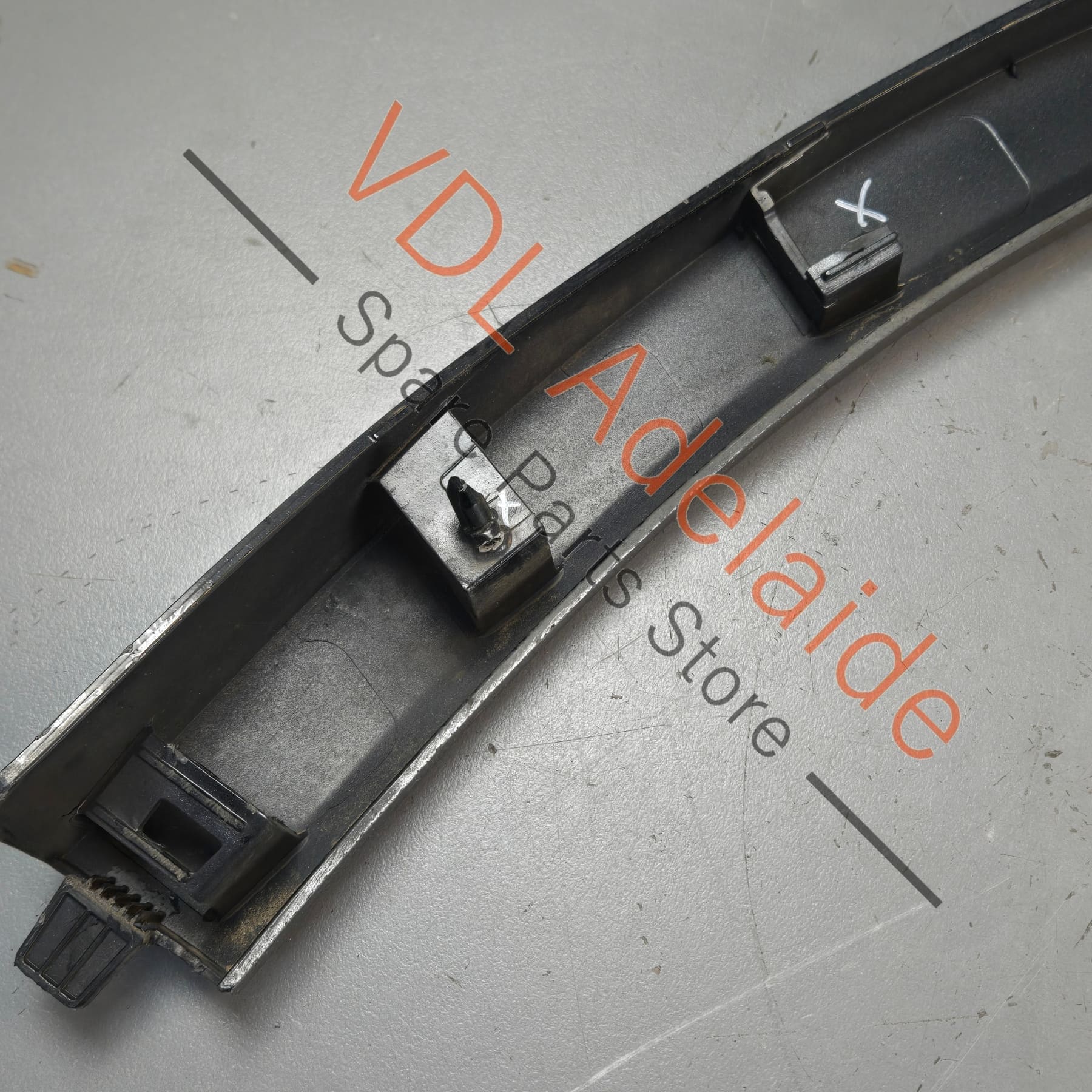 7P5853828G 95855982850   Porsche Cayenne GTS 958 Right Rear Wheel Arch Flare Molding 7P5853828G 95855982850 DISCOUNTED STOCK