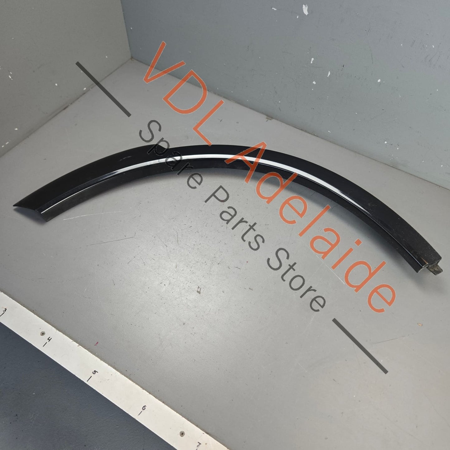 7P5853828G 95855982850   Porsche Cayenne GTS 958 Right Rear Wheel Arch Flare Molding 7P5853828G 95855982850 DISCOUNTED STOCK