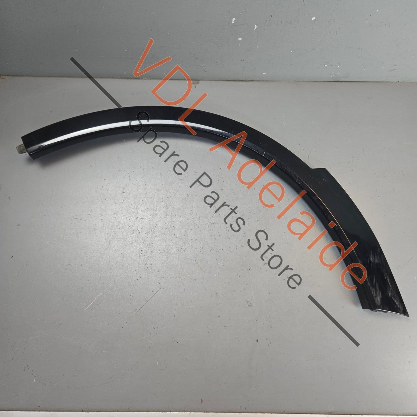 7P5853827G 95855982750   Porsche Cayenne GTS 958 Left Rear Wheel Arch Flare Molding 7P5853827G 95855982750