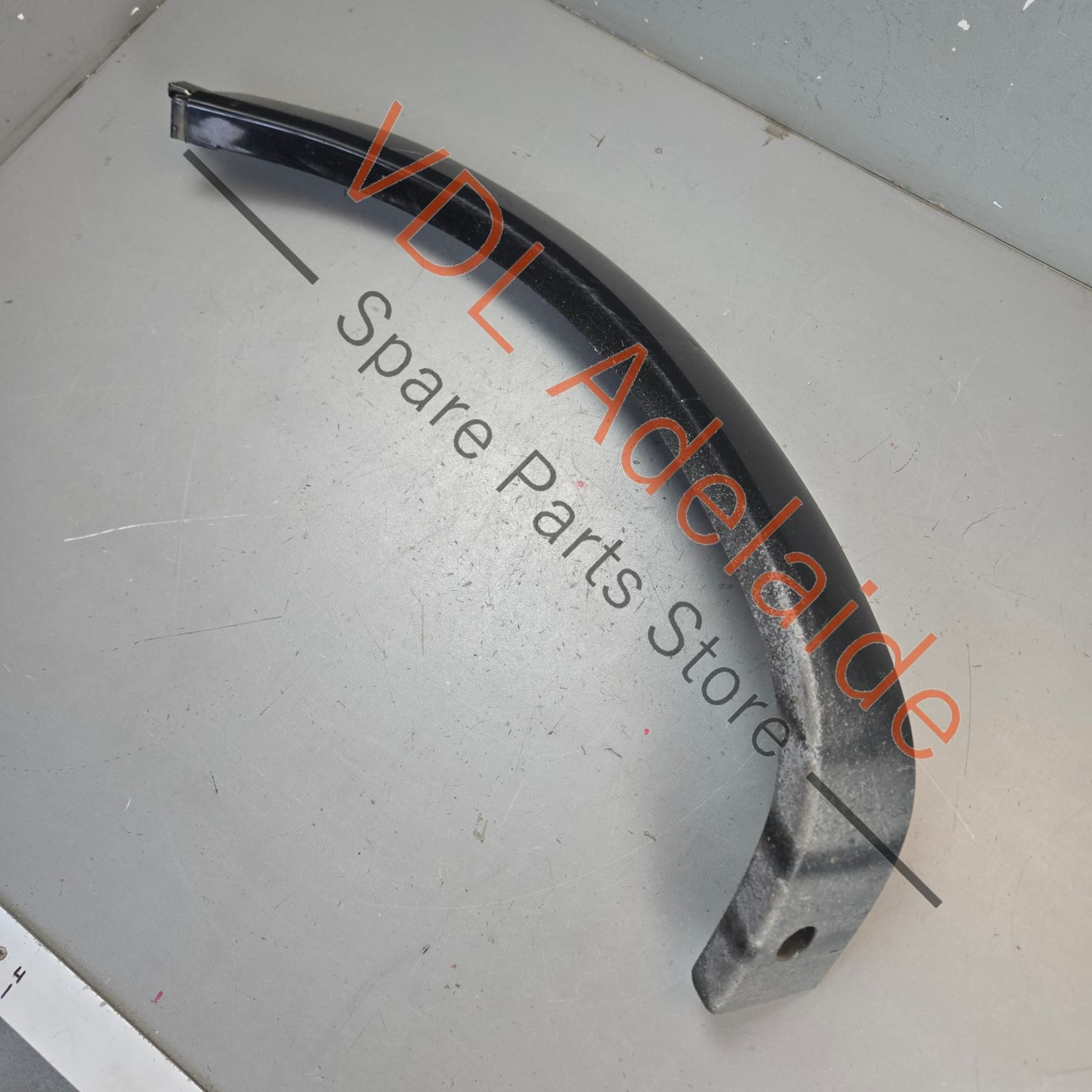 7P5853989B 95855998950G2X   Porsche Cayenne GTS 958 Left Rear Wheel Arch Flare Molding 7P5853989B 95855998950