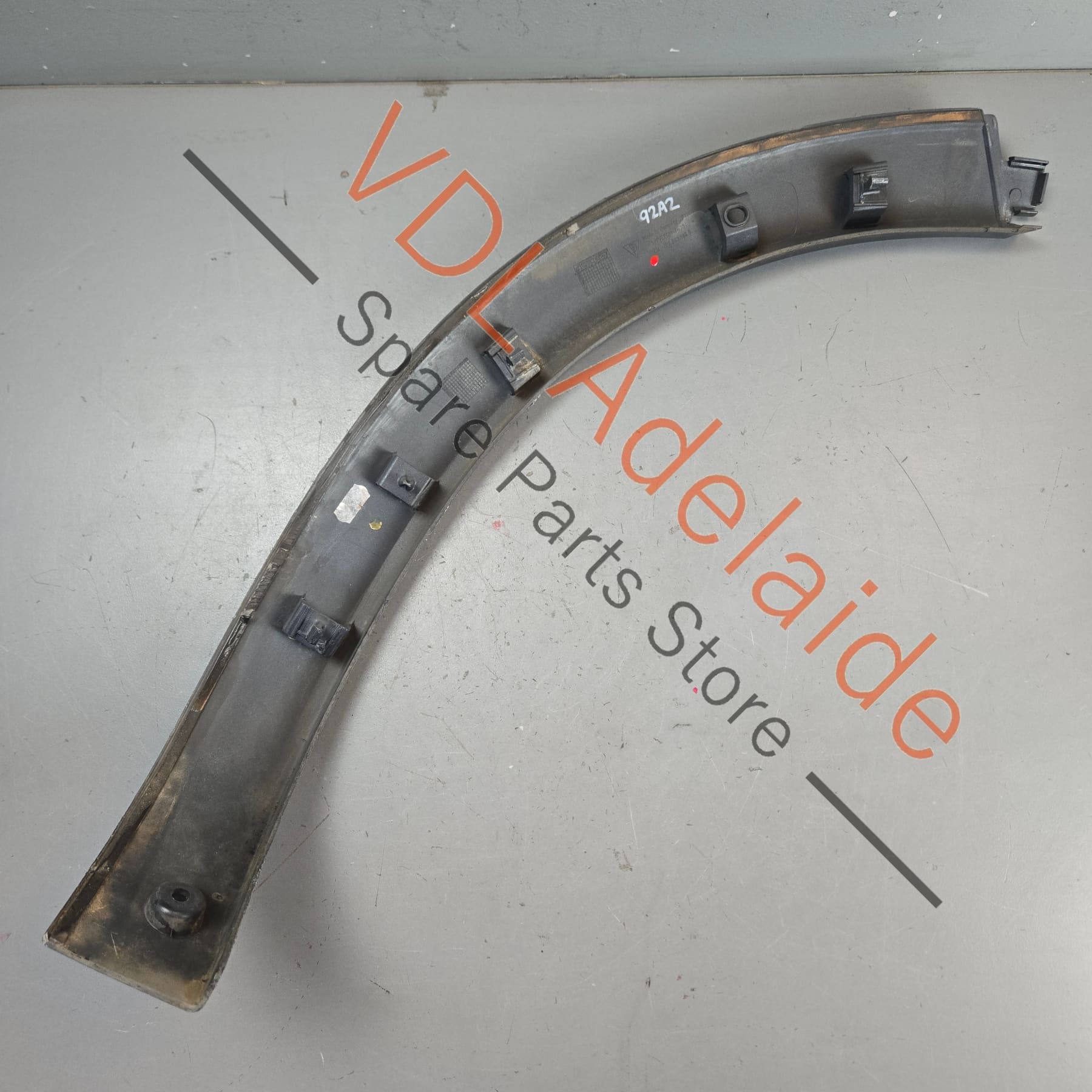 7P5853989B 95855998950G2X   Porsche Cayenne GTS 958 Left Rear Wheel Arch Flare Molding 7P5853989B 95855998950