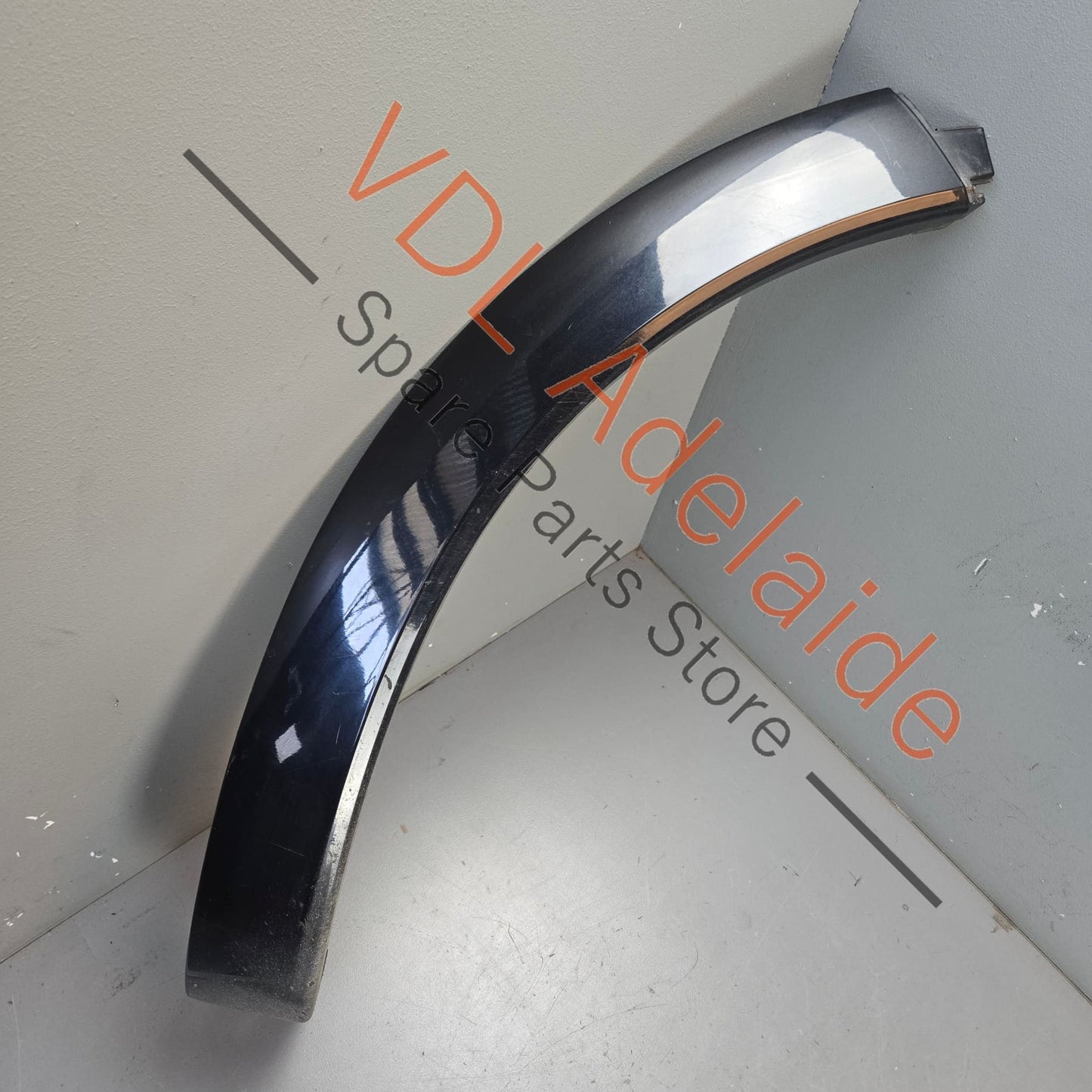 7P5853990B 95855999050   Porsche Cayenne GTS 958 Right Rear Wheel Arch Flare Molding 7P5853990B 95855999050