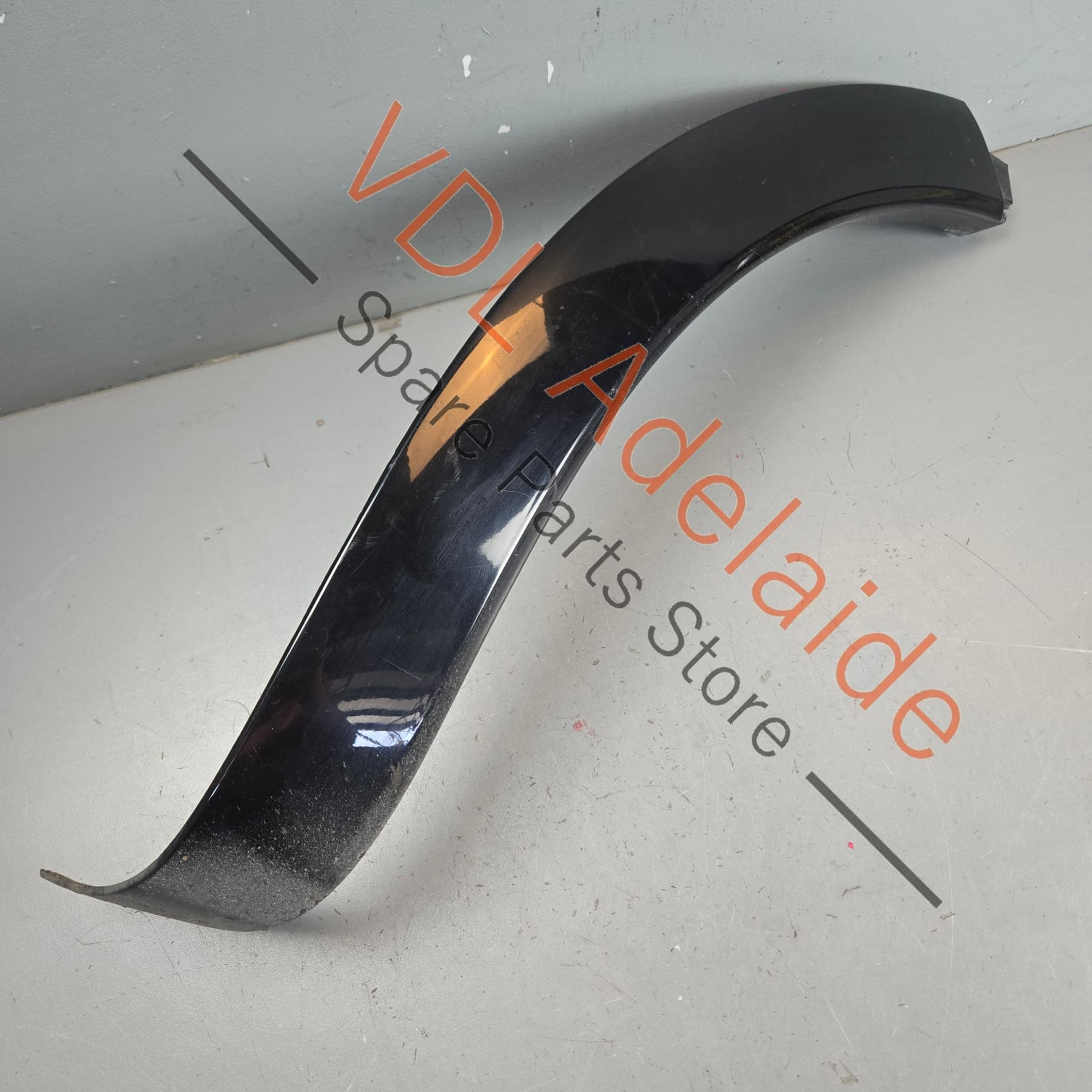 7P5853990B 95855999050   Porsche Cayenne GTS 958 Right Rear Wheel Arch Flare Molding 7P5853990B 95855999050