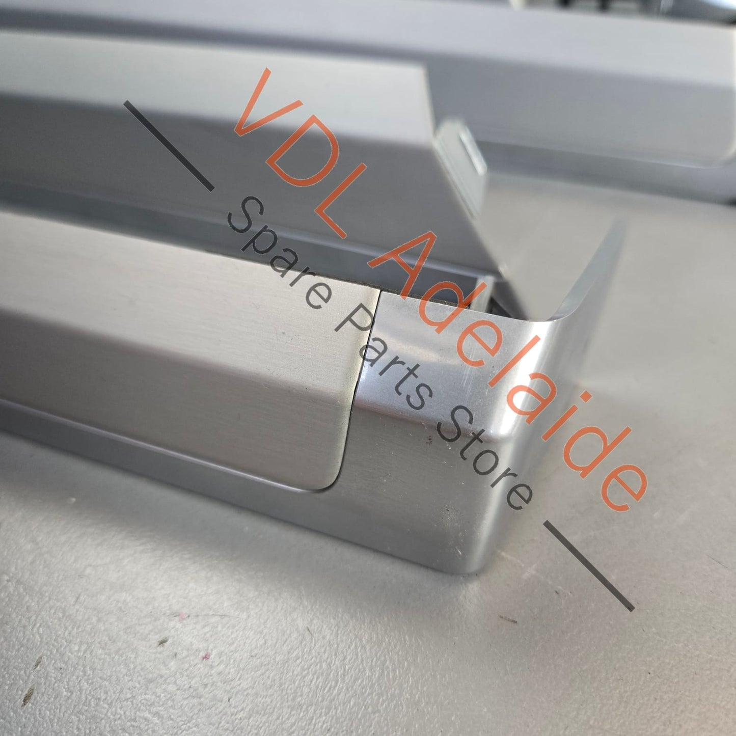 95855540901GR4 95855541001GR4   Porsche Cayenne 958 Set of Brushed Aluminium Dashboard & Door Trim Inserts