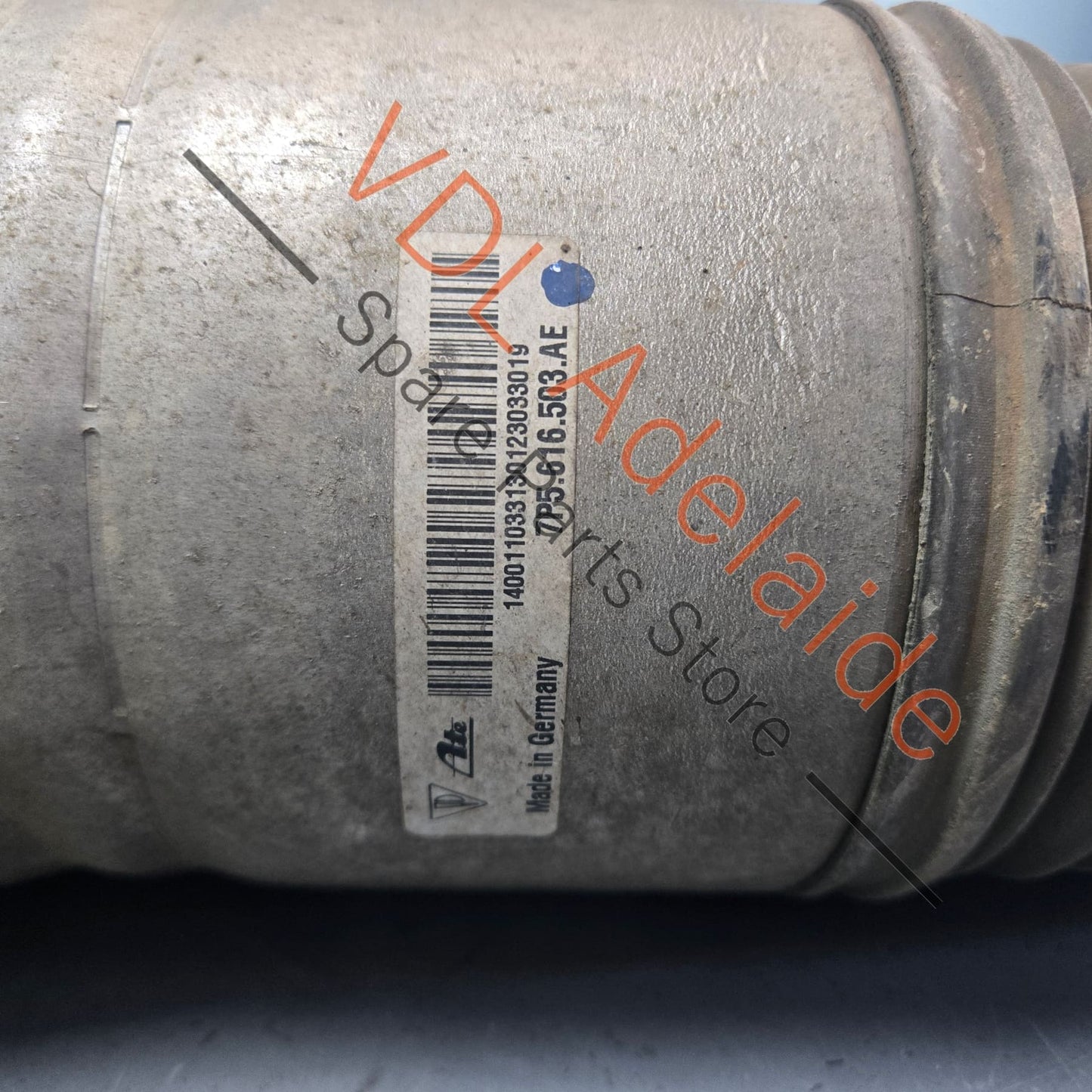 7P5616019AJ 95835801932   Porsche Cayenne 958 GTS Turbo Rear Left Air Suspension Strut 7P5616019AJ 95835801932