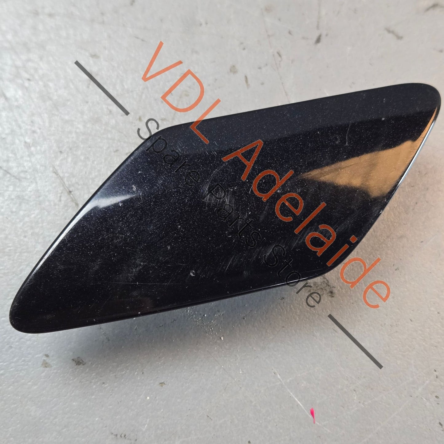 7P5807333A 95862830300  Porsche Cayenne 92A 958 GTS Front Bumper Washer Cover Left 7P5807333A 95862830300