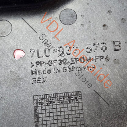 7L0937576B   Porsche Cayenne 92A 958 Touareg Q7 Cover for Fuse Panel and ECU 7L0937576B
