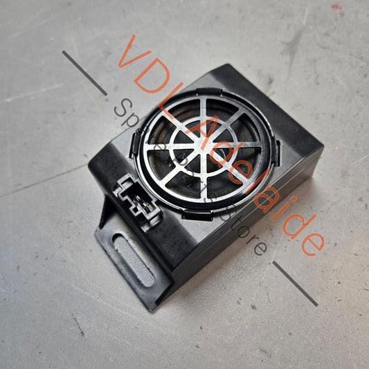 7PP035709A   Porsche Cayenne 92A 958 Interior Buzzer for Reverse and Infotainment 7PP035709A