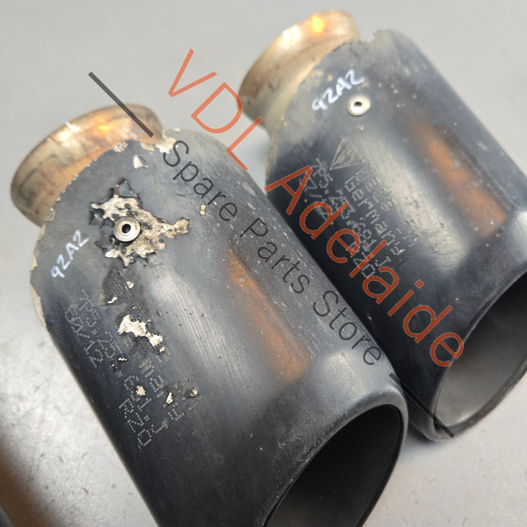 95811125180 95811125180  Porsche Cayenne GTS 92A 958 Set of Exhaust Tips 95811125180 95811125180