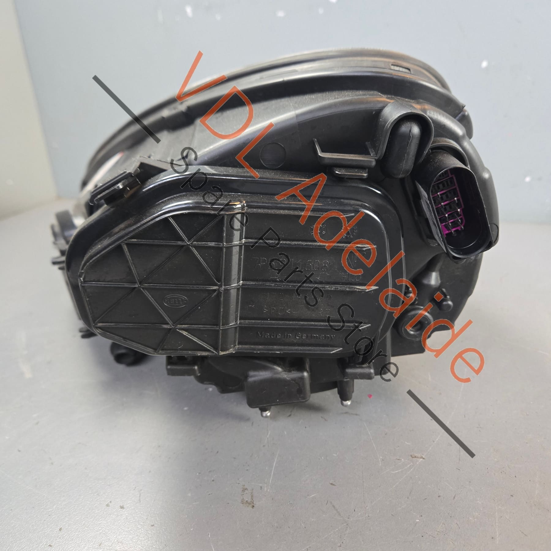 958941030AL 7P5941032BF 95863128400 Porsche Cayenne GTS 92A Right Headlight Xenon Dynamic 958941030AL 95863128400 7P5941032BF