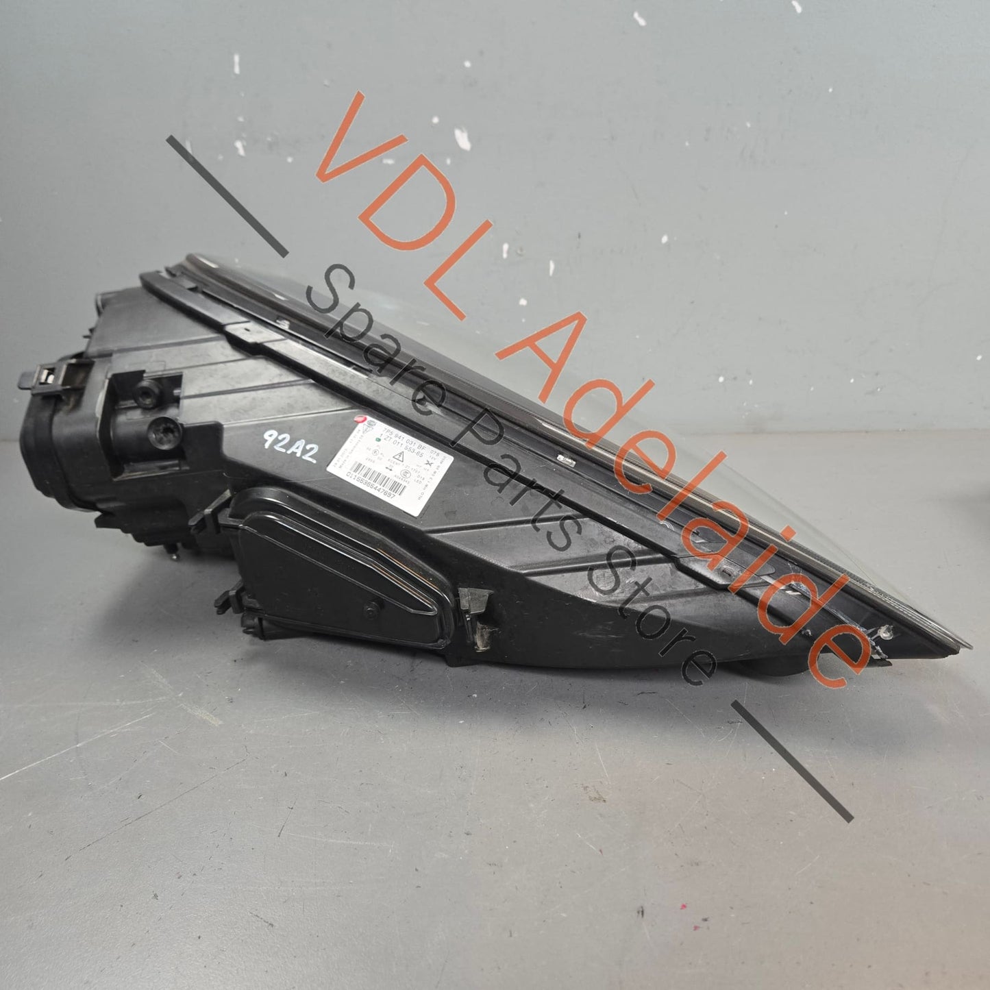 958941029AL 7P5941031BF 95863128300 Porsche Cayenne GTS 92A Left Headlight Xenon Dynamic 958941029AL 95863128300 7P5941031BF