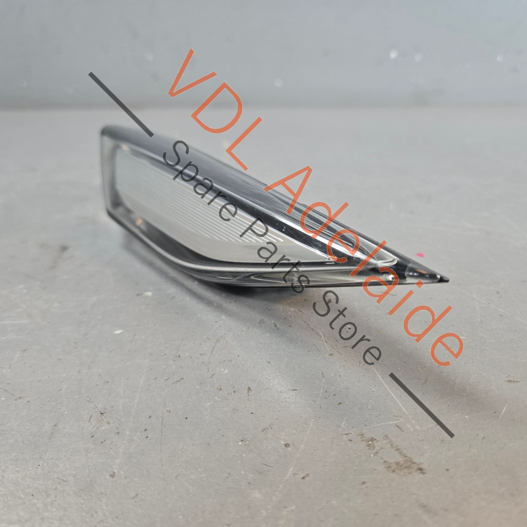 95863110110   Porsche Cayenne 92A 958 Fender Indicator Left 95863110110 7P5949102