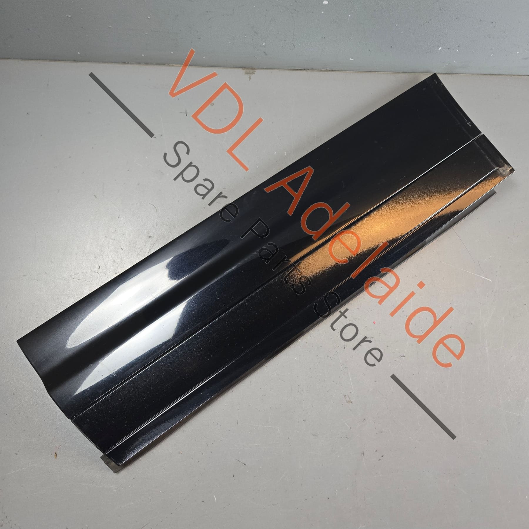 7P5837787G 95855978920  Porsche Cayenne GTS 92A 958 Left Rear Door Lower Molding 7P5837787G 95855978920