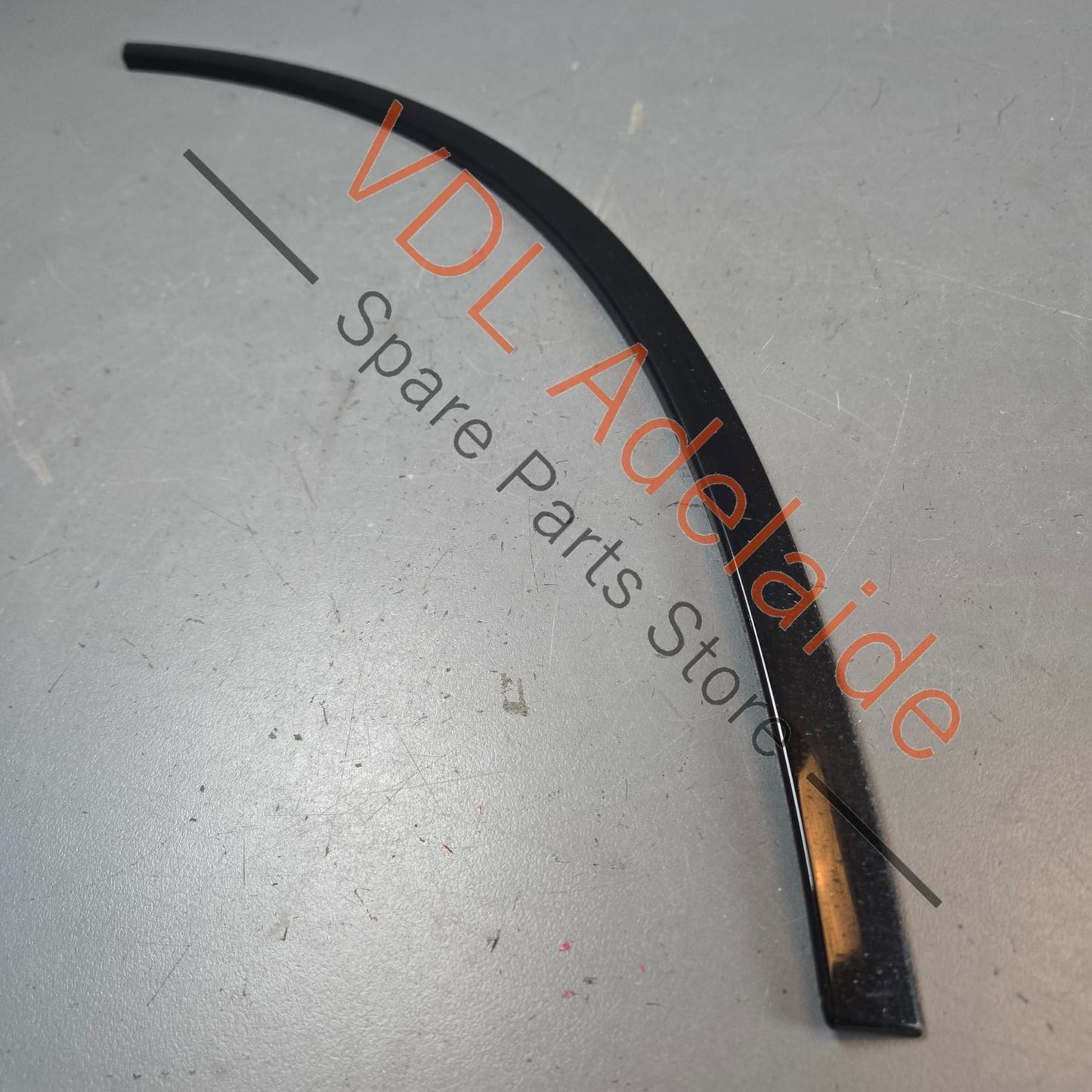 7P5853710B 95855971050  Porsche Cayenne GTS 92A 958 Right Rear Door Fender Flare Wheel Arch Molding 7P5853710B 95855971050
